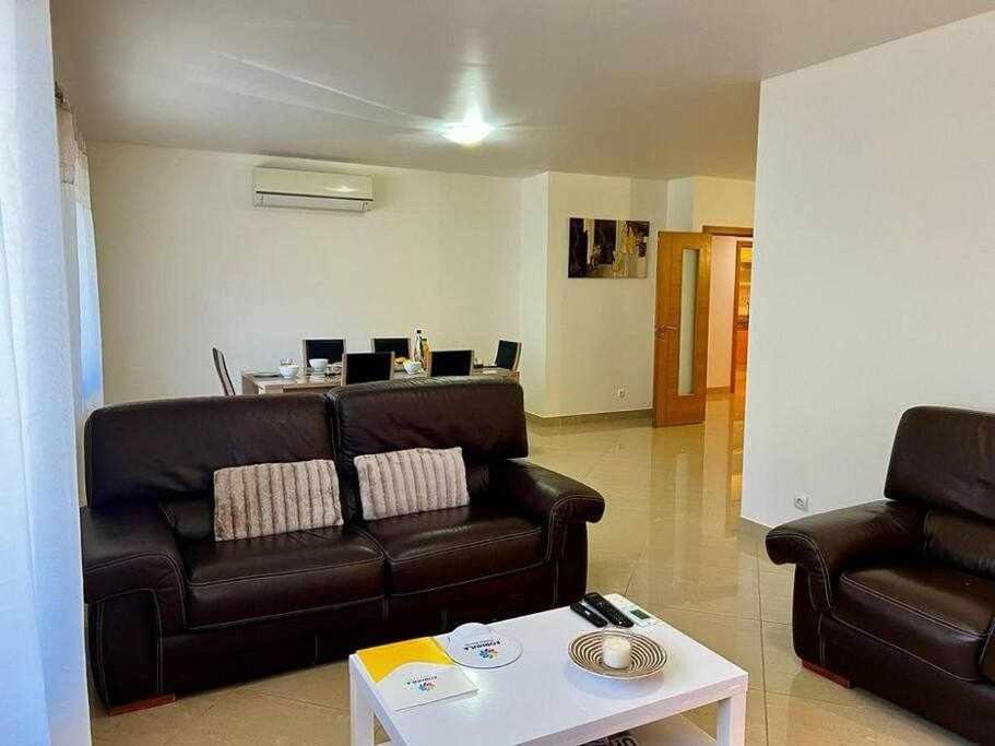 Mar E Sol By T3 Wifi E Estacionamento Apartment Quarteira Exterior foto